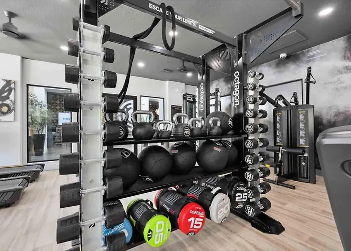 Cozysuites In - Westgate With Pool 11 Apartment Glendale