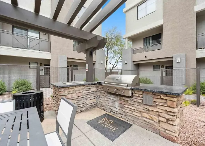 Cozysuites In - Westgate With Pool 11 Apartment Glendale