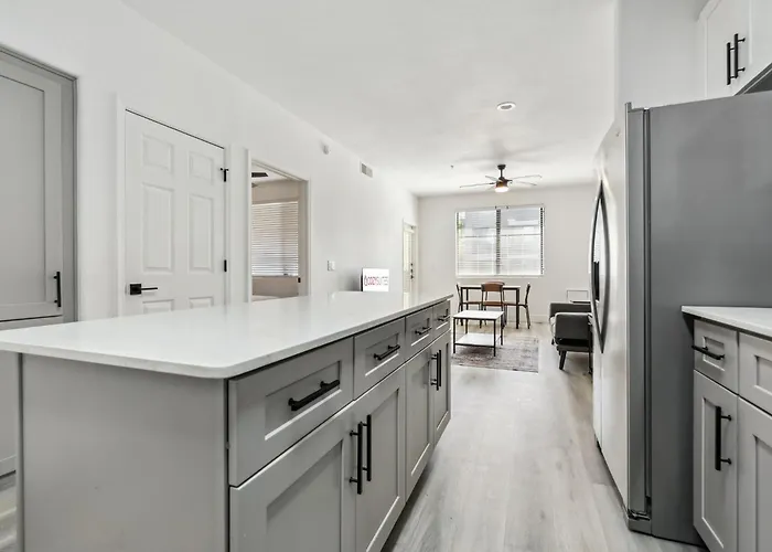 Apartment Cozysuites In - Westgate With Pool 11