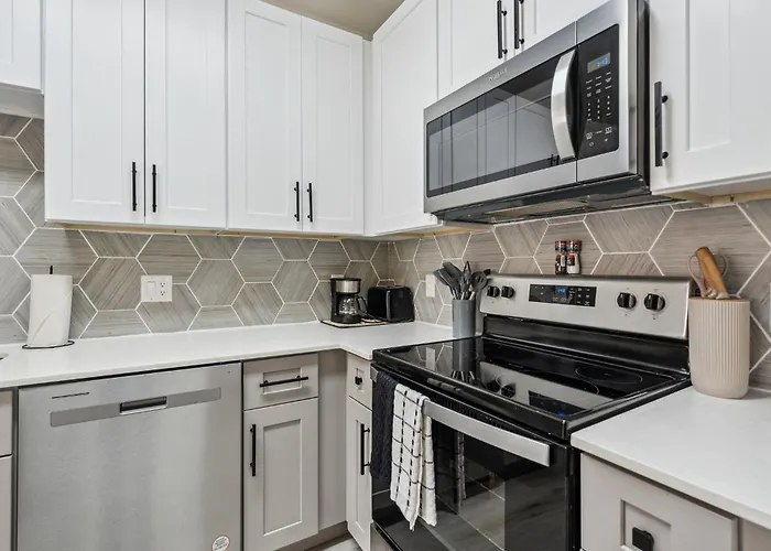 Apartment Cozysuites In - Westgate With Pool 11 *