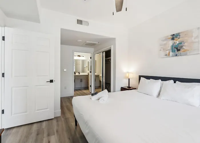 Apartment Cozysuites In - Westgate With Pool 11